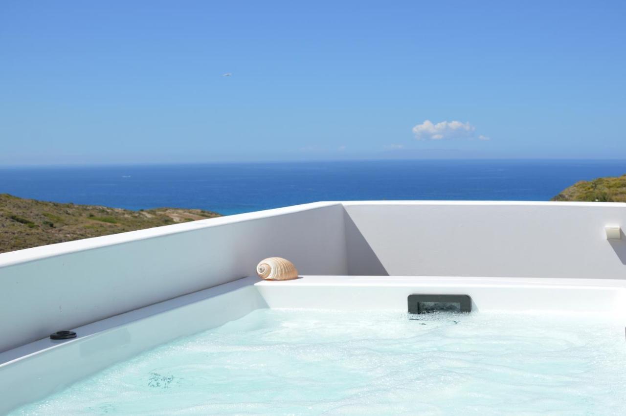 Milos Zen Suites 아다마스 외부 사진